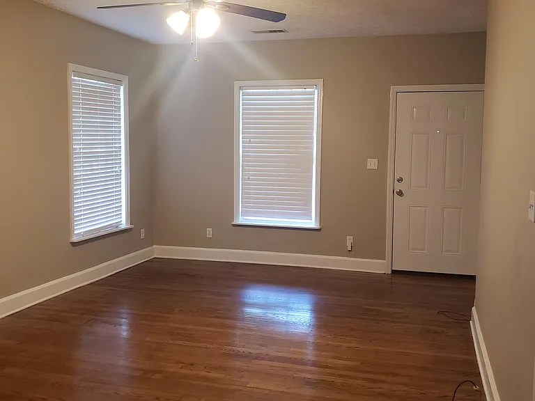 223 Richardson Ave — Photo 20