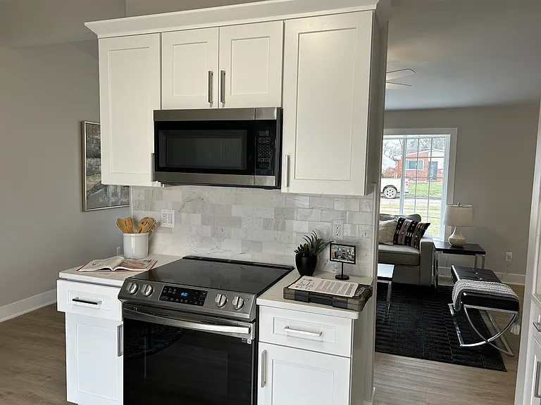 11478 Silver Dr — Photo 3