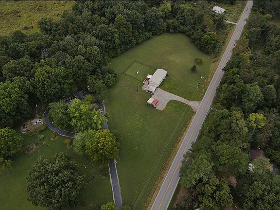 3rd image of 1919 Highway 293 N