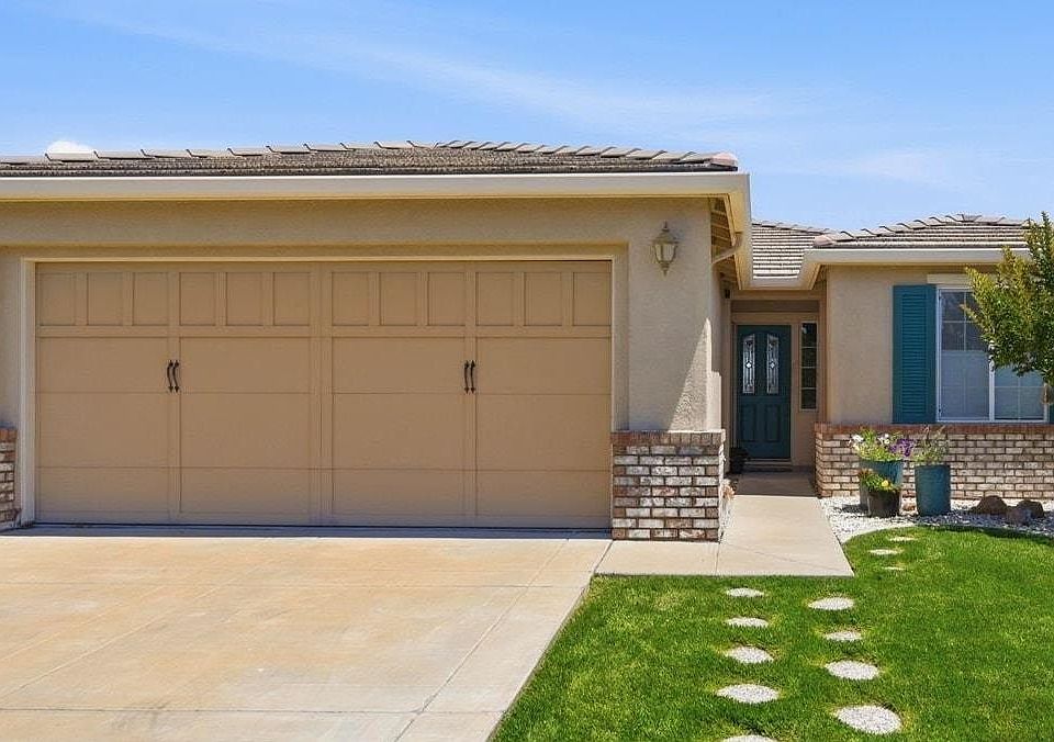 1st image of 1024 Diamante Dr