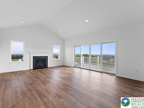 3rd image of 2040 Church Rd #14