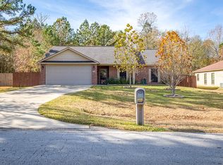 110 Renfro Dr, Lufkin, TX 75901
