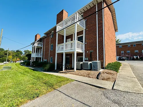 1407 Toms Creek Rd #14 Photo 1