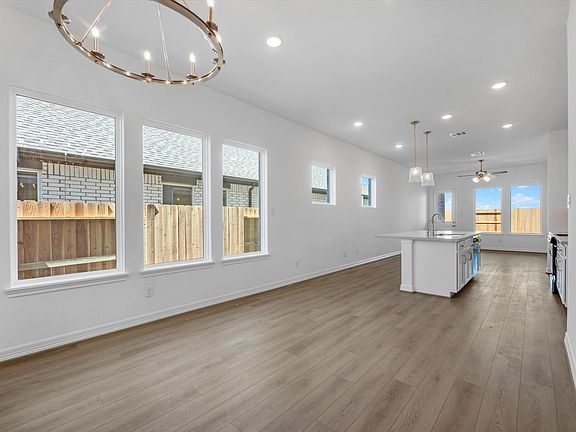 Sample product photo. Actual exterior and interior selections may vary by homesite. Photo may be vir