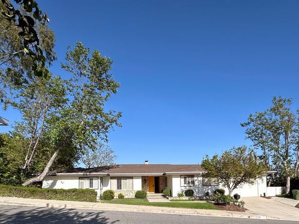 1212 Roberto Ln