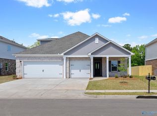 3250 Spool Ln, Huntsville, AL 35805