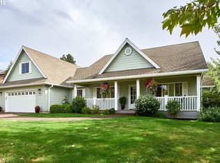 2572 NW Hillcrest Loop, McMinnville, OR 97128