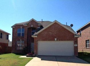 830 Hems Ln, Arlington, TX 76001