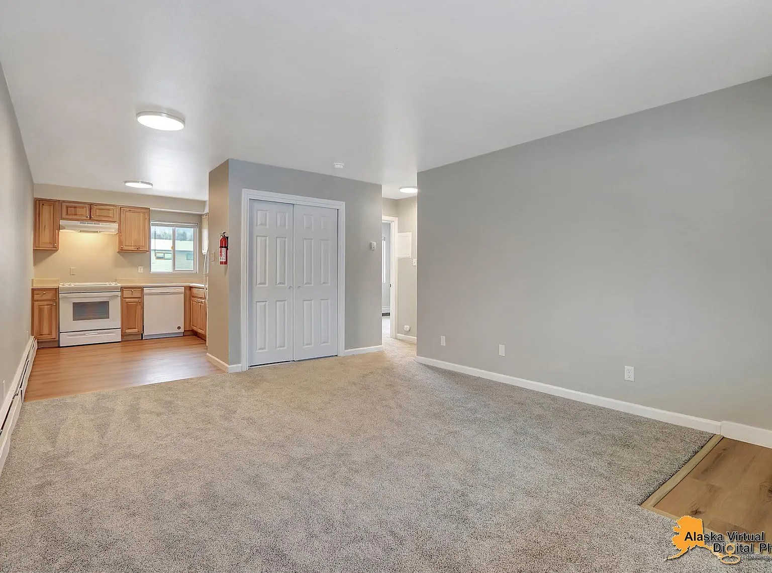 2 bed, 900 sqft, $1,350 — Photo 4