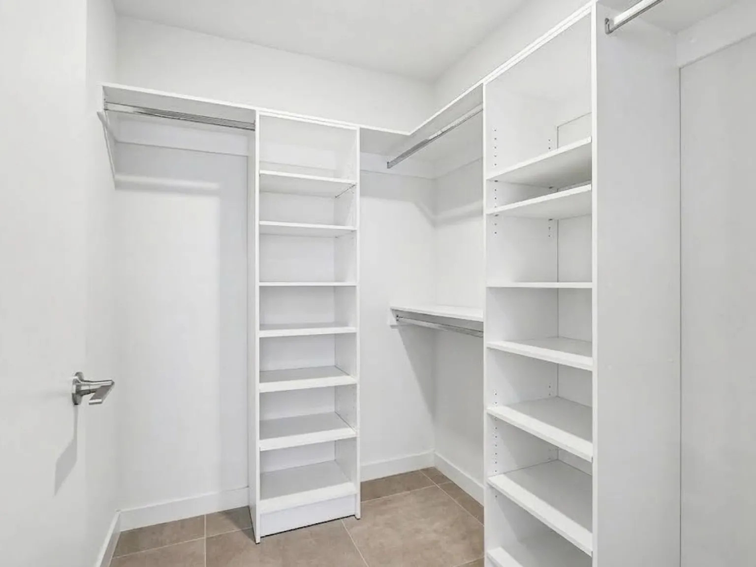 1 bed, 646 sqft, $2,500 — Photo 4