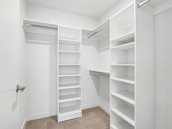 4th image of 408 NW 32nd St #A