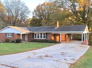 260 North St, Rural Hall, NC 27045