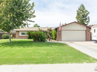 223 Oak Ct, Shafter, CA 93263
