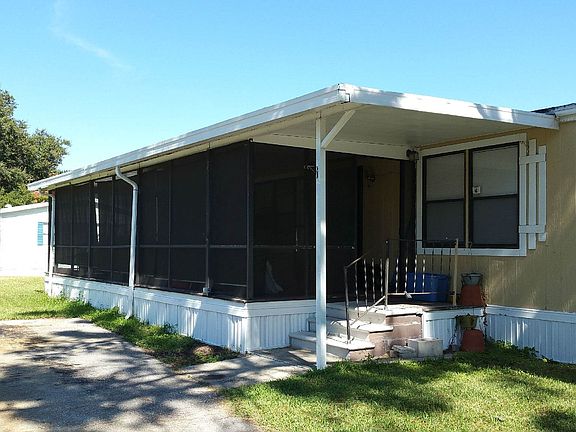 Large 10 x 31' Screened Deck