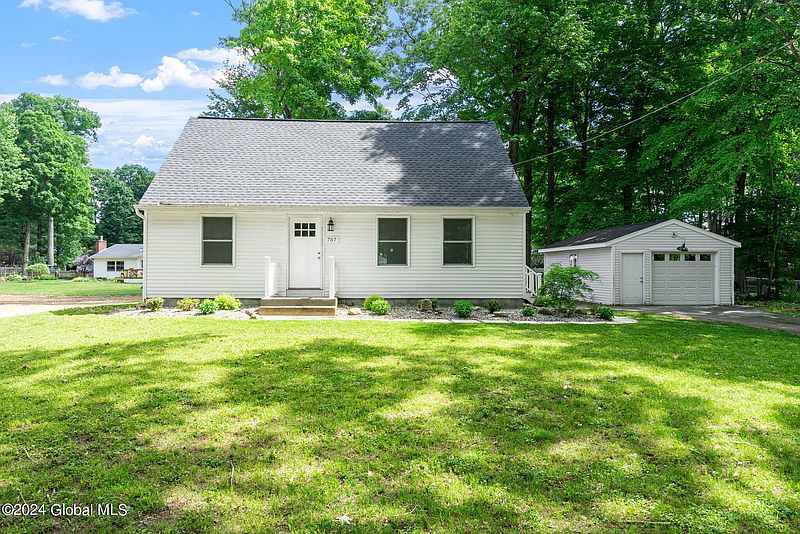 2nd image of 757 Carlton Road
