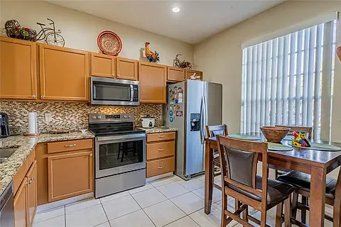 3 bed, 2.5 bath, 1543 sqft, $2,250 — Photo 2