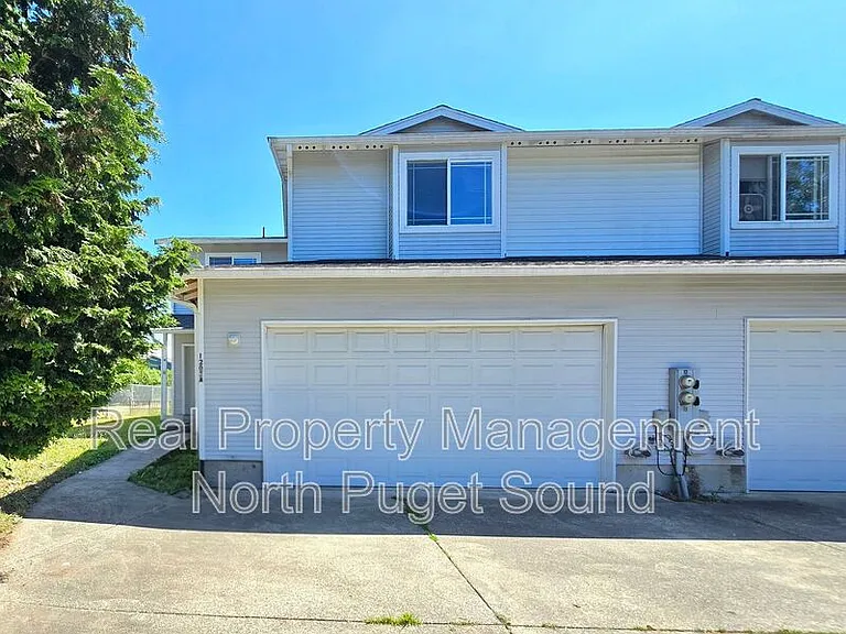 1205 Frontier Cir E #A — Photo 1
