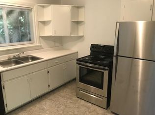 3035 Medlin Dr, Raleigh, NC 27607