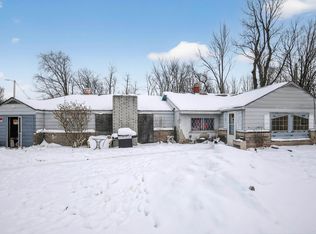 18821 Brownsville Rd, Cassopolis, MI 49031