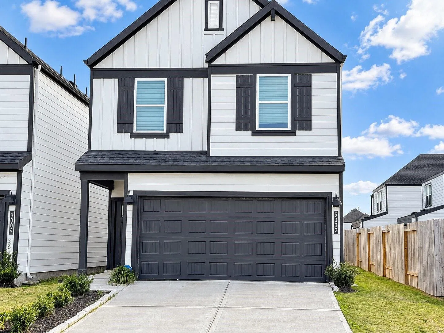 3 bed, 2.5 bath, 2115 sqft, $2,400 — Photo 1