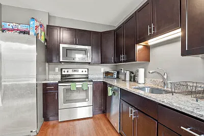 Building Photo - 139 Adams St #3