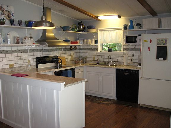 New cabinets & countertops