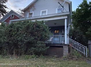 29 Canaan St, Carbondale, PA 18407