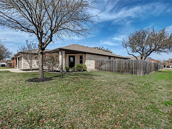 3rd image of 2114 Mir Woods Dr