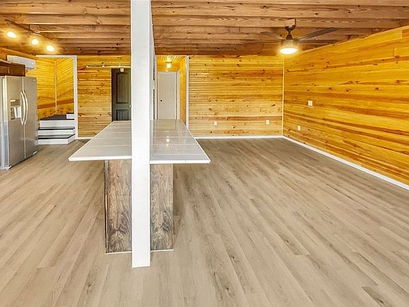 2nd image of 10964 Crestwood Way