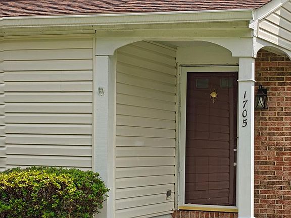 5th image of 1705 Whitewood Ln