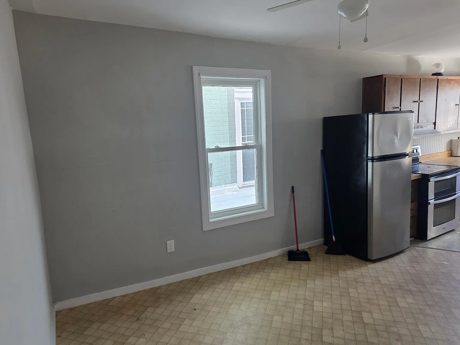 1 bed, 700 sqft, $900 — Photo 1