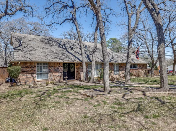 2501 High Oak Dr, Arlington, TX 76012