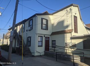 732 River St #2W, Troy, NY 12180