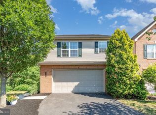 1246 Cross Creek Dr, Mechanicsburg, PA 17050