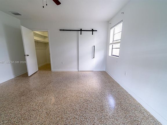 5th image of 4361 SW 97th Ct