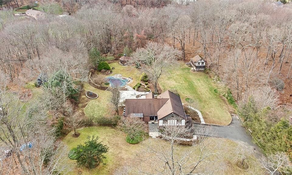 10 White Oak Farm Rd Newtown, CT Zillow