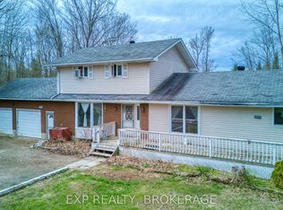 2281 Upper Flinton Rd, Addington Highlands, ON K0H1P0