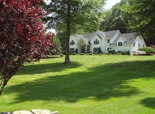 10 Adams Farm Rd, Katonah, NY 10536