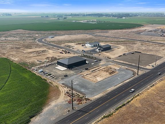 5th image of 205 Legacy Lane