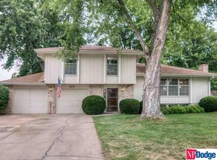 2616 Greene Ave, Bellevue, NE 68147