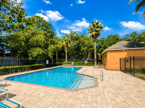 6869 Lake Mist Ln, Jacksonville, FL 32210