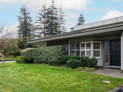 49 Bay Tree Ln, Los Altos, CA, 94022
