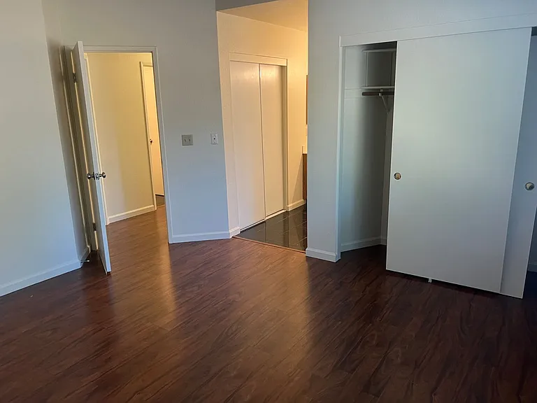 8129 Scenic Hills Way — Photo 14