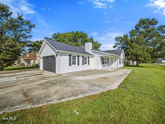 3rd image of 700 Covington Court