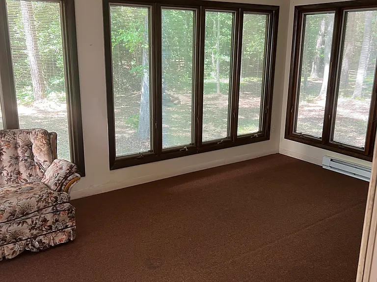 7894 Crofton Dr — Photo 9