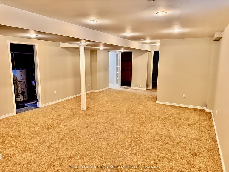 2401 Ennerdale Rd — Photo 20
