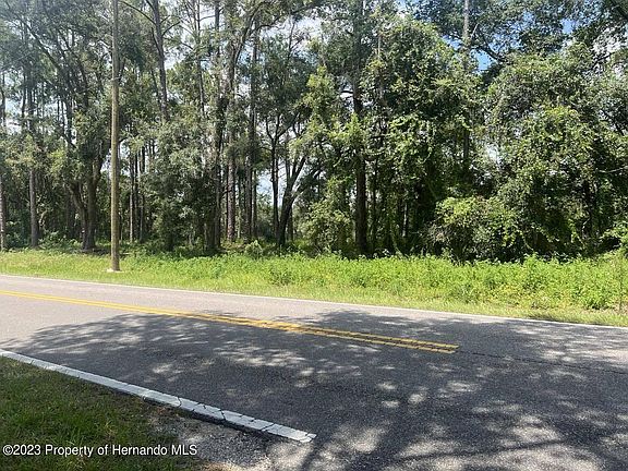2nd image of LOT 16 Richardson Blvd