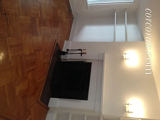 Rented by Corcoran | media 23