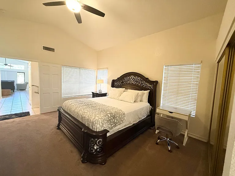 10938 W Poinsettia Dr — Photo 11