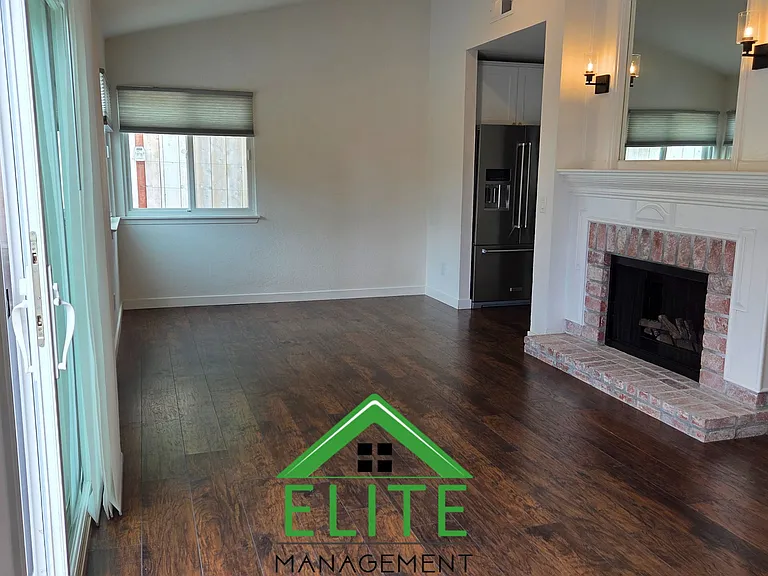 5136 Francis St — Photo 14